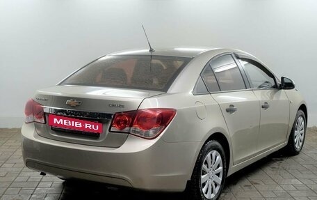 Chevrolet Cruze II, 2011 год, 880 000 рублей, 4 фотография