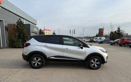 Renault Kaptur I рестайлинг, 2022 год, 1 690 000 рублей, 4 фотография