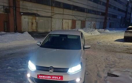 Volkswagen Polo VI (EU Market), 2011 год, 640 000 рублей, 18 фотография