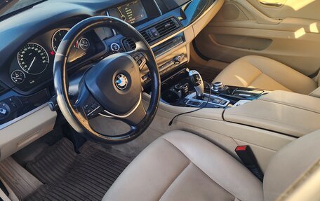 BMW 5 серия, 2014 год, 2 100 000 рублей, 12 фотография