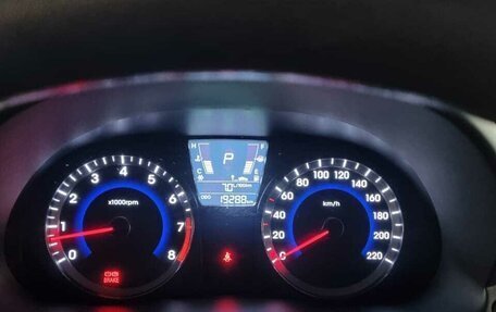 Hyundai Solaris II рестайлинг, 2014 год, 1 300 000 рублей, 2 фотография