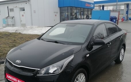KIA Rio IV, 2019 год, 1 565 000 рублей, 2 фотография