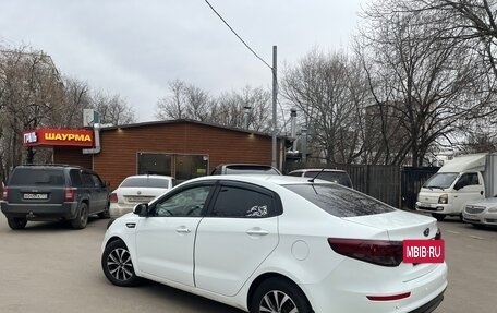 KIA Rio III рестайлинг, 2016 год, 750 000 рублей, 3 фотография