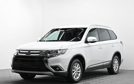 Mitsubishi Outlander III рестайлинг 3, 2017 год, 1 455 000 рублей, 1 фотография