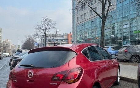 Opel Astra J, 2011 год, 1 000 000 рублей, 1 фотография