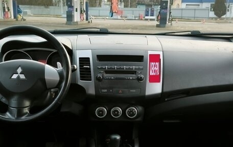 Mitsubishi Outlander III рестайлинг 3, 2007 год, 850 000 рублей, 6 фотография