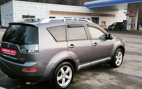 Mitsubishi Outlander III рестайлинг 3, 2007 год, 850 000 рублей, 3 фотография