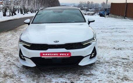 KIA K5, 2021 год, 2 400 000 рублей, 23 фотография