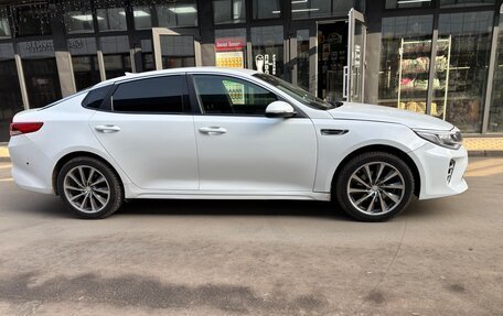 KIA Optima IV, 2017 год, 1 000 000 рублей, 2 фотография