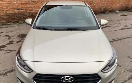 Hyundai Solaris II рестайлинг, 2019 год, 1 750 000 рублей, 25 фотография