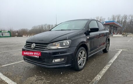 Volkswagen Polo VI (EU Market), 2015 год, 1 030 000 рублей, 2 фотография