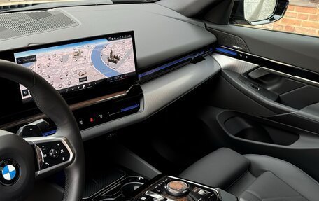 BMW 5 серия, 2023 год, 7 900 000 рублей, 13 фотография