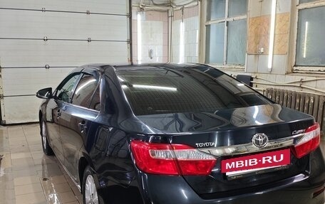 Toyota Camry, 2013 год, 1 900 000 рублей, 2 фотография