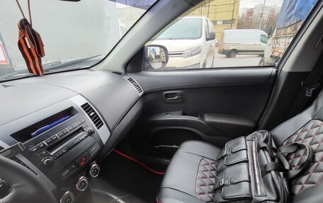 Mitsubishi Outlander III рестайлинг 3, 2010 год, 850 000 рублей, 7 фотография