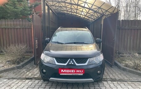 Mitsubishi Outlander III рестайлинг 3, 2008 год, 1 300 000 рублей, 5 фотография