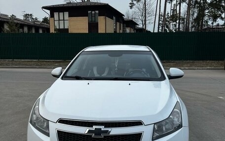 Chevrolet Cruze II, 2011 год, 890 000 рублей, 13 фотография