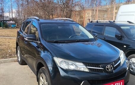 Toyota RAV4, 2015 год, 1 970 000 рублей, 3 фотография