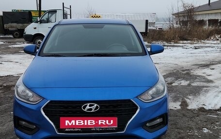 Hyundai Solaris II рестайлинг, 2019 год, 866 000 рублей, 3 фотография