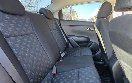 KIA Rio IV, 2017 год, 1 300 000 рублей, 25 фотография