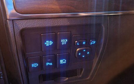Toyota Land Cruiser 200, 2016 год, 5 700 000 рублей, 14 фотография