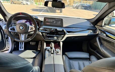 BMW 5 серия, 2019 год, 6 750 000 рублей, 6 фотография