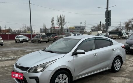 KIA Rio IV, 2017 год, 930 000 рублей, 10 фотография