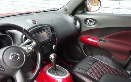 Nissan Juke II, 2012 год, 950 000 рублей, 23 фотография