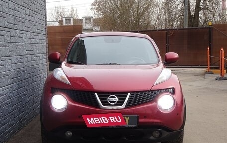 Nissan Juke II, 2012 год, 950 000 рублей, 14 фотография