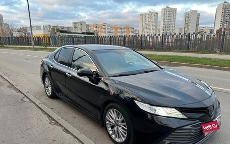 Toyota Camry, 2020 год, 2 650 000 рублей, 1 фотография