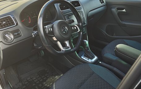 Volkswagen Polo VI (EU Market), 2019 год, 1 590 000 рублей, 2 фотография