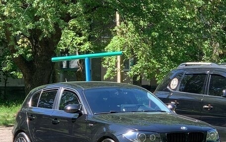 BMW 1 серия, 2009 год, 1 150 000 рублей, 24 фотография