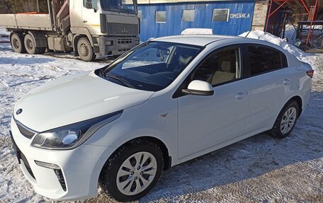 KIA Rio IV, 2017 год, 1 350 000 рублей, 3 фотография