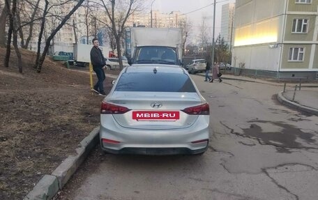 Hyundai Solaris II рестайлинг, 2018 год, 1 250 000 рублей, 3 фотография
