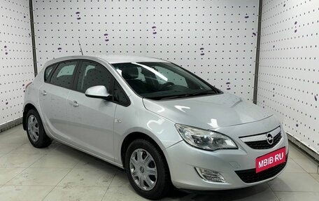 Opel Astra J, 2012 год, 690 000 рублей, 2 фотография