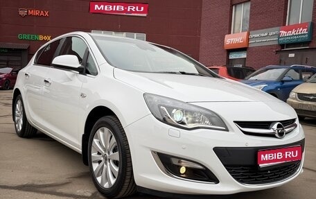 Opel Astra J, 2013 год, 1 600 000 рублей, 1 фотография