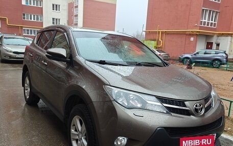 Toyota RAV4, 2013 год, 1 760 000 рублей, 3 фотография