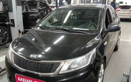 KIA Rio III рестайлинг, 2013 год, 897 000 рублей, 1 фотография