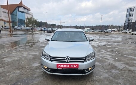 Volkswagen Passat B7, 2011 год, 820 000 рублей, 14 фотография