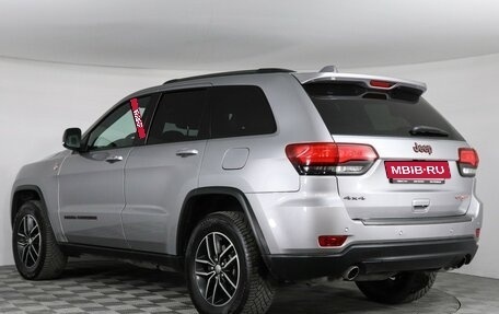 Jeep Grand Cherokee, 2017 год, 3 850 000 рублей, 7 фотография