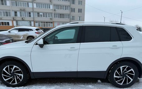 Volkswagen Tiguan II, 2019 год, 3 600 000 рублей, 13 фотография