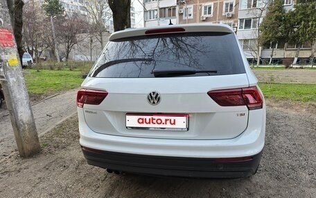 Volkswagen Tiguan II, 2017 год, 2 350 000 рублей, 1 фотография