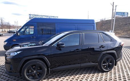 Toyota RAV4, 2021 год, 3 850 000 рублей, 16 фотография