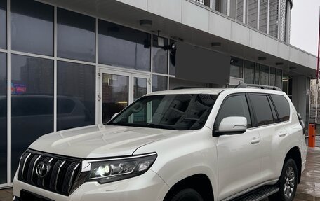 Toyota Land Cruiser Prado 150 рестайлинг 2, 2019 год, 5 550 000 рублей, 5 фотография