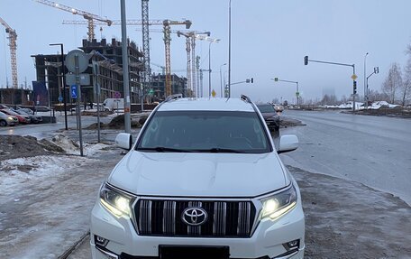 Toyota Land Cruiser Prado 150 рестайлинг 2, 2019 год, 5 550 000 рублей, 6 фотография