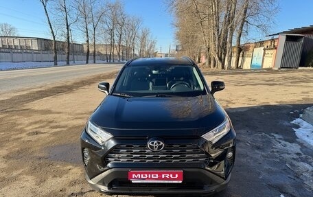 Toyota RAV4, 2020 год, 4 050 000 рублей, 1 фотография