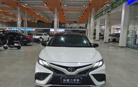 Toyota Camry, 2021 год, 2 360 000 рублей, 1 фотография