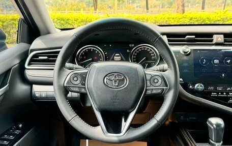 Toyota Camry, 2020 год, 2 360 000 рублей, 12 фотография