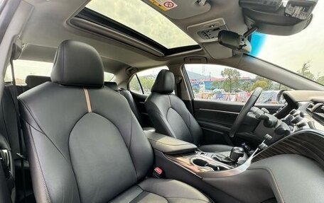 Toyota Camry, 2020 год, 2 360 000 рублей, 16 фотография