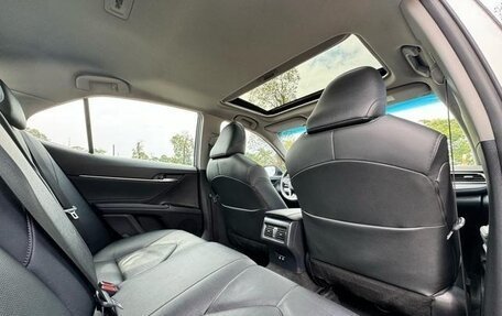 Toyota Camry, 2020 год, 2 360 000 рублей, 18 фотография