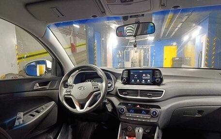 Hyundai Tucson III, 2020 год, 1 750 000 рублей, 2 фотография